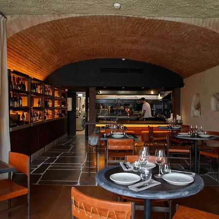 Inspira Santos Boutique Hotel