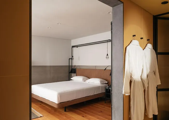 Inspira Santos Boutique