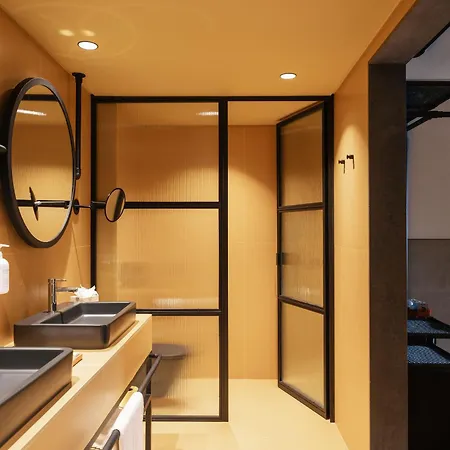 Отель Inspira Santos Boutique