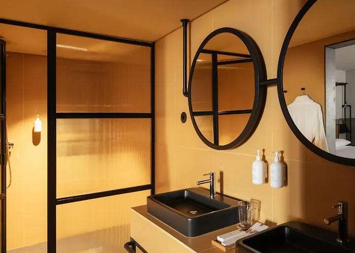 Inspira Santos Boutique